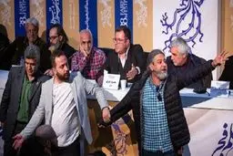 فرد معترض در نشست «خروج» که بود؟