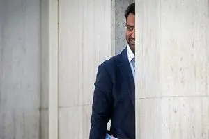 پست توییتری آذری جهرمی در آستانه پرتاب ماهواره ظفر