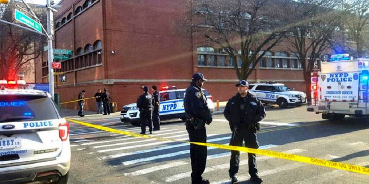 تیراندازی در ساختمان‌های پلیس نیویورک