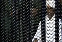 سودان، عمر البشیر را به دادگاه بین‌المللی می‌سپارد