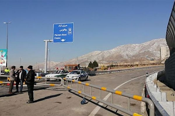 ترافیک سنگین خودروها برای ورود به منطقه یک آزادراه تهران - شمال