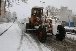آماده‌باش ۵۰۰۰ دستگاه ماشین‌آلات راهداری برای بارش برف پیش‌رو