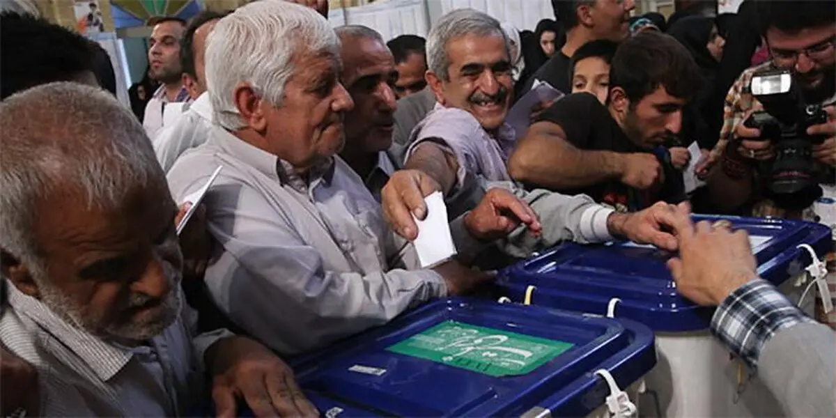 صاحبان شناسنامه‌هایی که برای ضرب مهر انتخابات جا ندارد، نگران نباشند