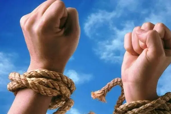 این عمل باعث ریزش گناهان می‌شود