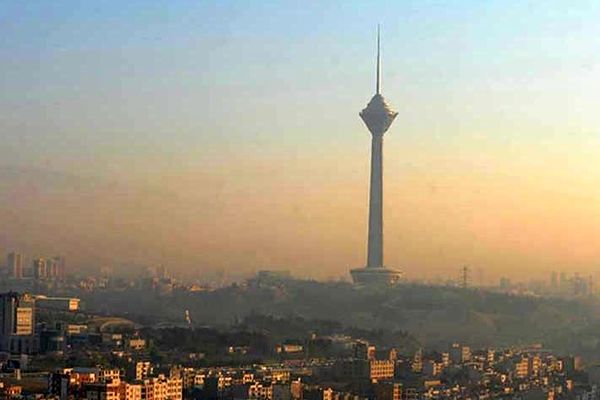 هوای تهران آلوده است
