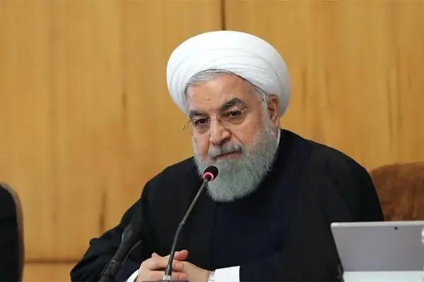 روحانی: ابنیه سیل‌زده را تا آخر سال بازسازی می‌کنیم