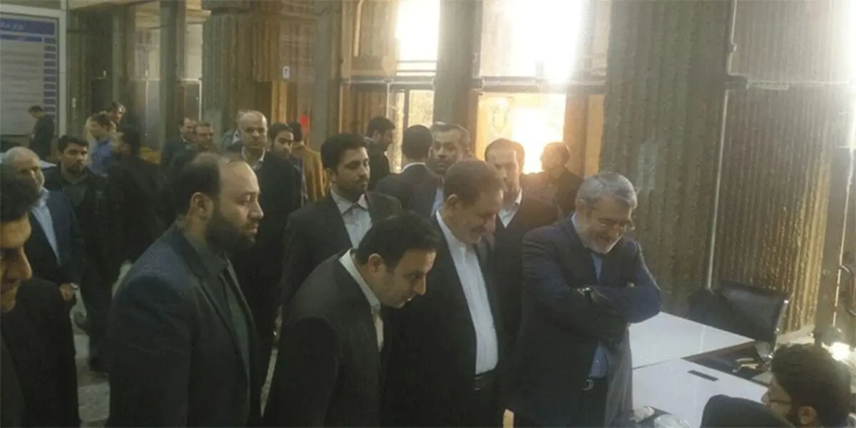 اسحاق جهانگیری رای خود را به صندوق انداخت