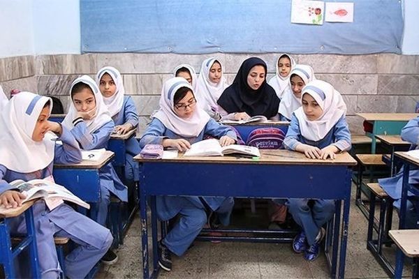 چرا کلیه مدارس تهران تعطیل شد؟