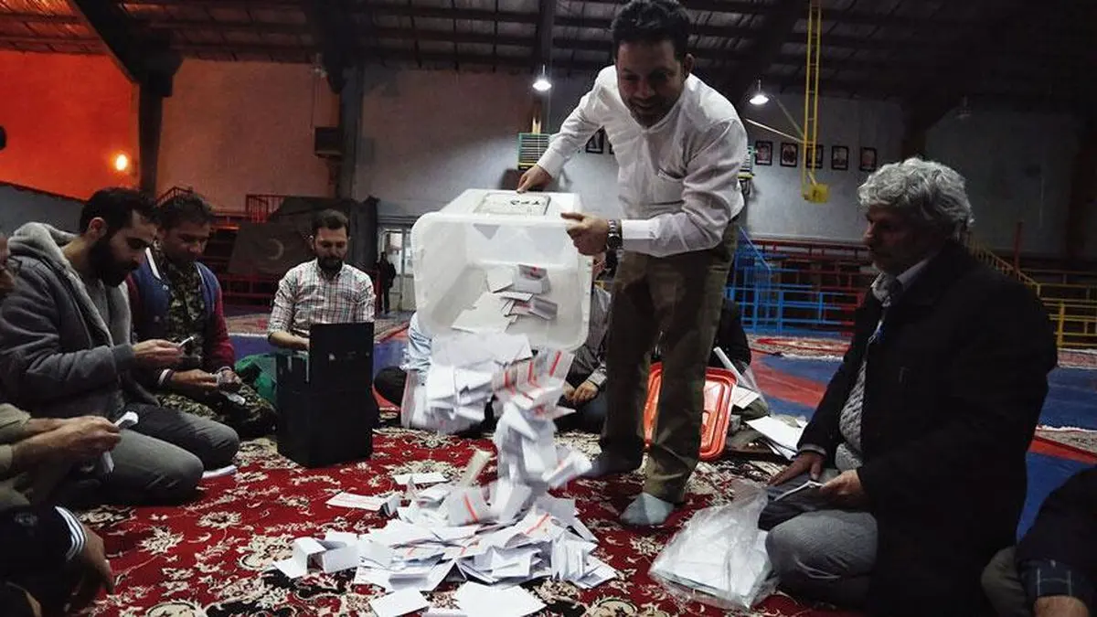 مجید ناصری‌نژاد نماینده مردم شادگان شد