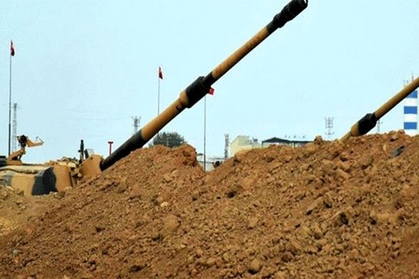 وزارت دفاع ترکیه: ۲۱ هدف متعلق به سوریه را منهدم کردیم