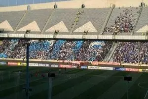 دیدار استقلال و ذوب آهن بدون تماشاگر برگزار می‌شود