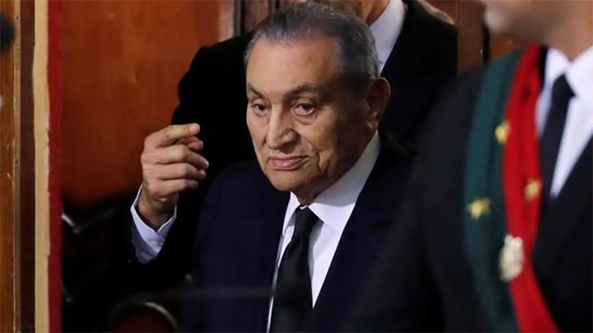 حسنی مبارک مرد