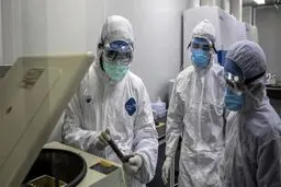 عکس: مقایسه علائم کرونا، آنفلوآنزا و سرماخوردگی