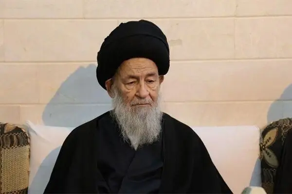 عکس: حضور آیت‌الله علوی گرگانی در دفترکار با رعایت مسائل بهداشتی