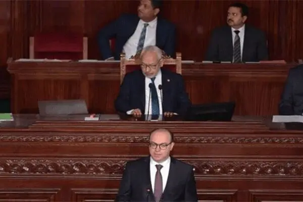 دولت تونس رأی اعتماد گرفت