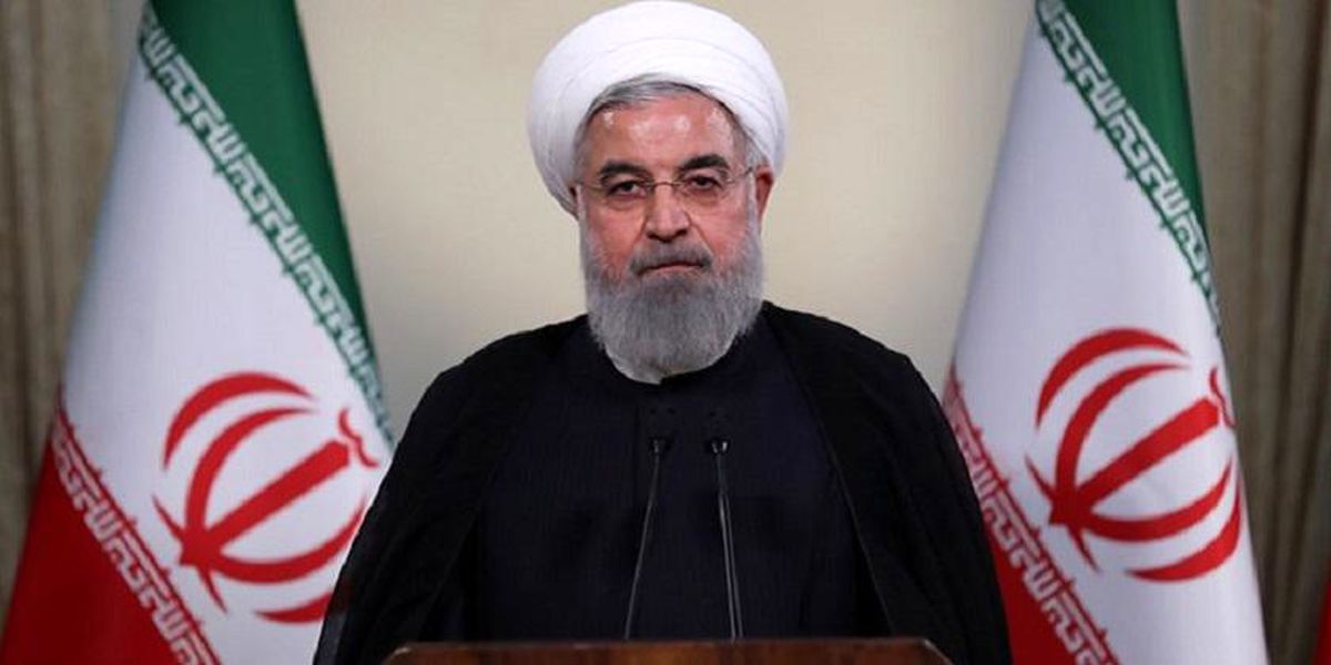 روحانی: همه دستگاه‌ها موظف به اجرای تصمیمات ستاد ملی مدیریت کرونا هستند