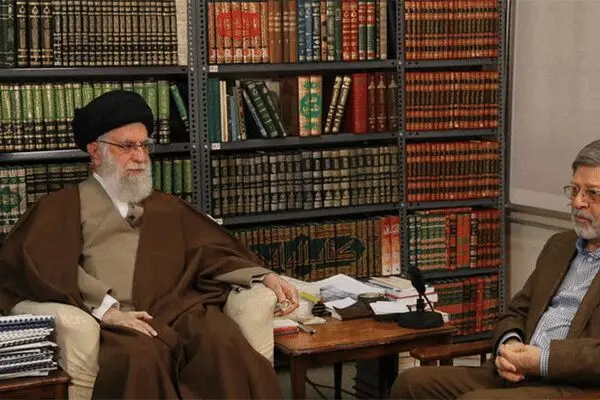 عکس: ماجرای کلید زنگی که امروز در کنار دست رهبر انقلاب بود