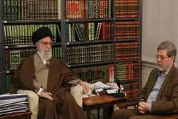عکس: ماجرای کلید زنگی که امروز در کنار دست رهبر انقلاب بود