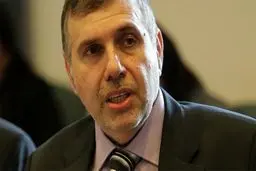 درخواست علاوی از پارلمان عراق برای تعویق جلسه رای اعتماد