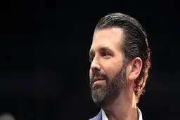 پسر ترامپ: دموکرات‌ها می‌خواهند با کرونا به پدرم ضربه بزنند