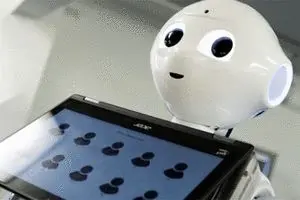 ربات پرستار ایرانی تا پایان سال از راه می‌رسد