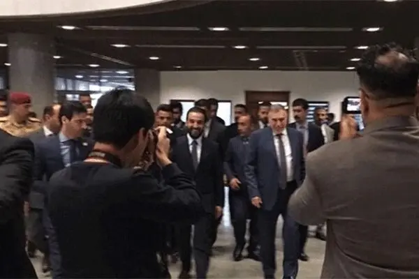 علاوی وارد پارلمان شد