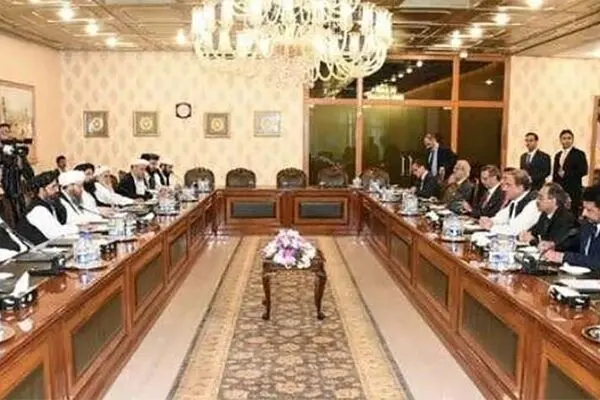 چین متعهد به حمایت از توافق صلح آمریکا-طالبان شد