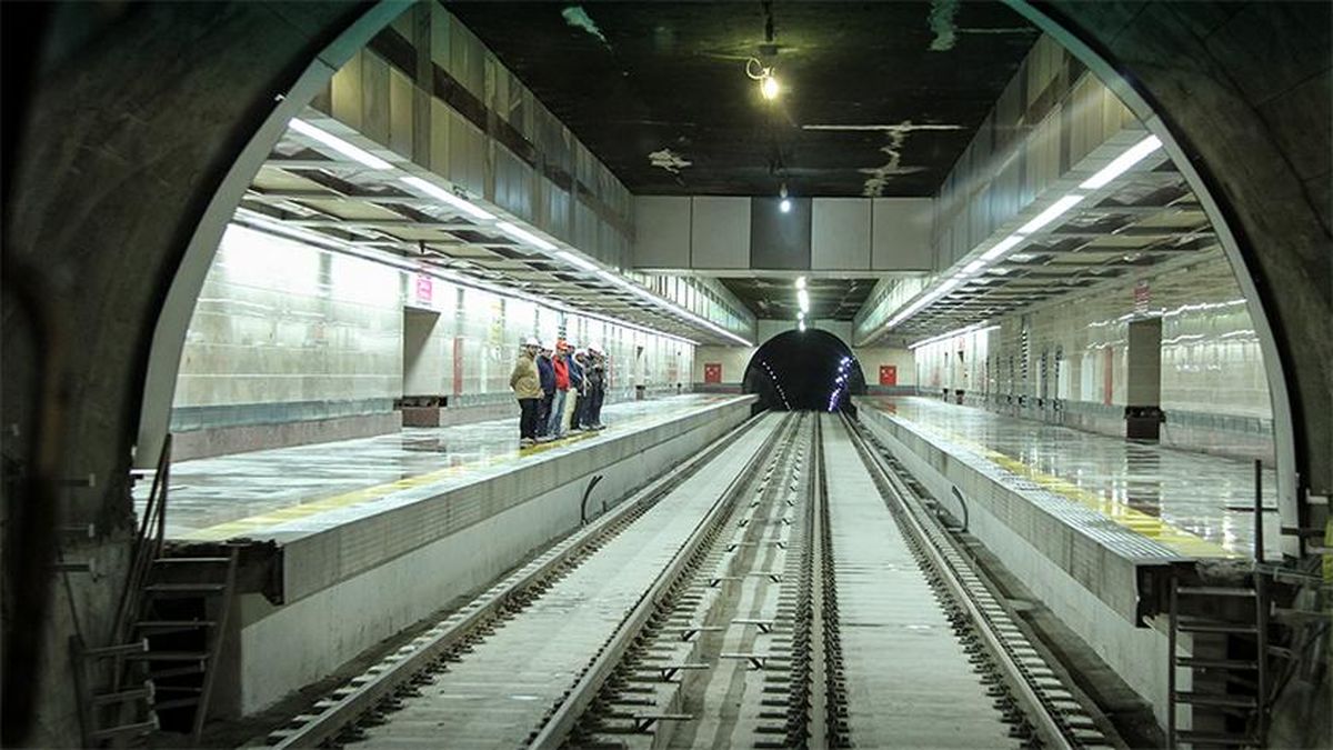 کاهش۶٠ درصدی مسافران مترو در پی شیوع کرونا