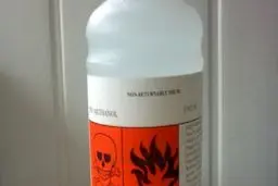 مسمومیت با مصرف متانول در ایران رکورد زد