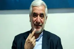 مردم خرید عید را به فروردین‌ماه موکول کنند