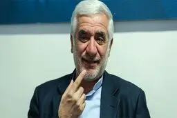 مردم خرید عید را به فروردین‌ماه موکول کنند