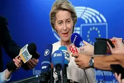 کمیسیون اروپا از ترکیه خواست مهاجران را از مرز یونان دور کند