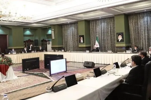 روحانی: قرنطینه نمی‌کنیم، همه کسب و کارها آزادند