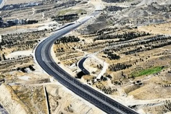 قطعات ۲ و ۳ آزاد راه شهید همت-کرج با حضور روحانی افتتاح شد