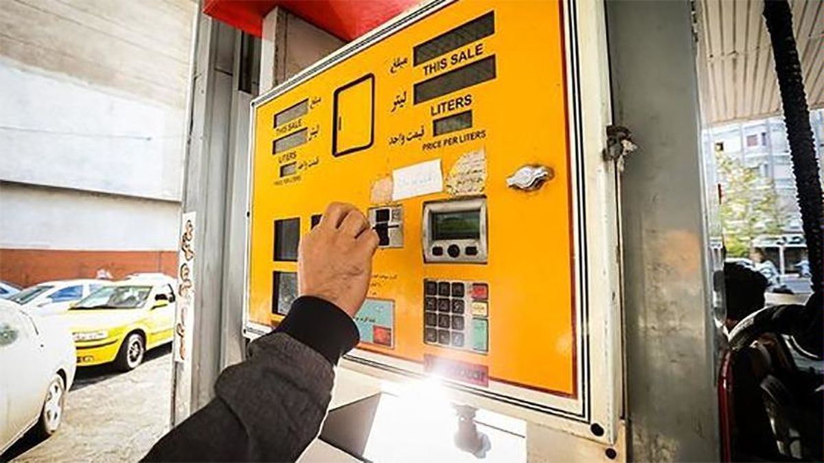 پمپ‌بنزین‌های تهران باید روزی ۳ بار ضدعفونی کنند