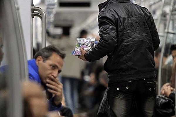 آیا دستفروشان مترو جمع آوری می‌شوند؟