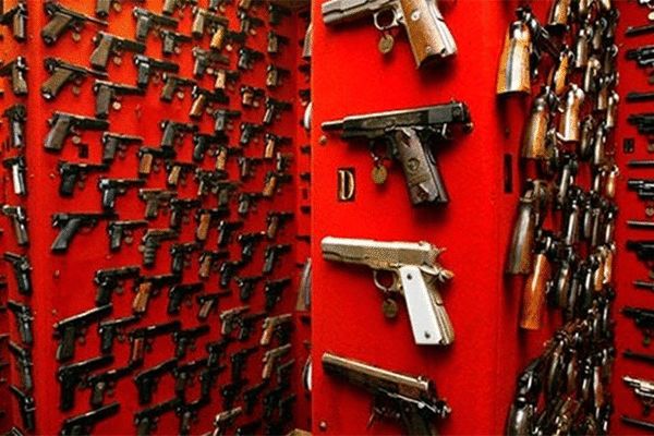 فروش سلاح در آمریکا با شیوع کرونا رکورد زد