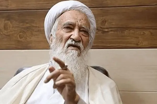 انتقاد امام جمعه تهران از بازگشایی عجولانه مدارس و ادارات