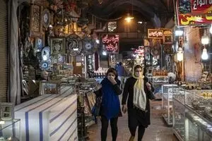 تولید داخلی، بسیج متخصصین و بازسازی اعتماد عمومی؛ رمز نجات ایران