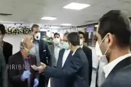 فیلم: عیادت جهانگیری از بیماران بخش کرونا