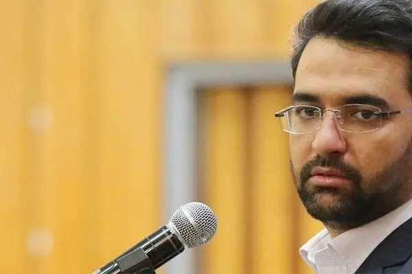 آذری جهرمی: سرعت اینترنت خانگی ۴ برابر می شود