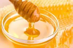 ۶ فایده عسل برای لاغر شدن