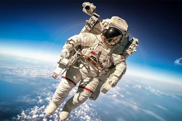 ۱۲ هزار نفر خواستار فضانورد شدن هستند