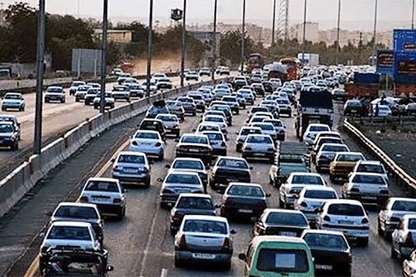 تردد در جاده‌ها ۱۴.۷ درصد دیگر افزایش یافت