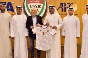 اخراج عجیب سرمربی امارات بدون حتی یک بازی