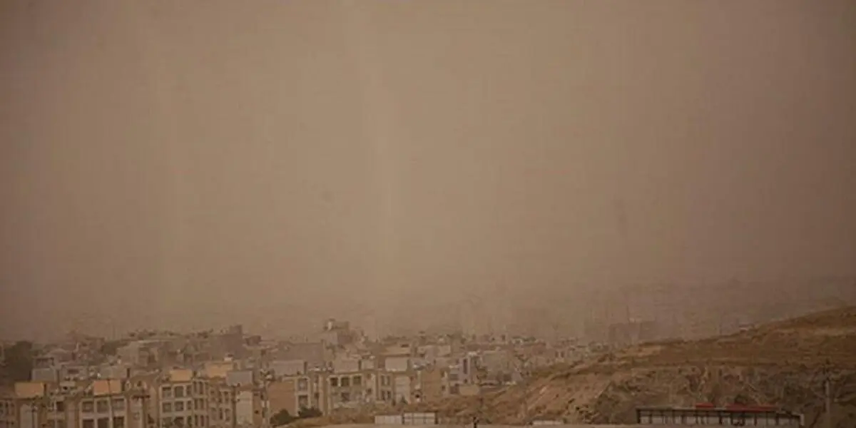 عکس: ریزگردها آسمان کرمانشاه را سیاه کرد