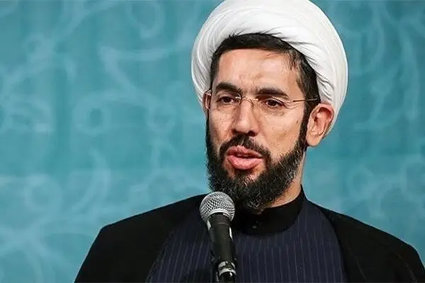 دانشگاهیان میدان‌دار جهش تولید در کشور باشند
