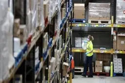 گاردین: کمبود تجهیزات حفاظت شخصی میان پزشکان انگلیسی