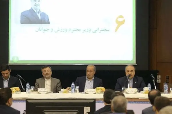 فدراسیون فوتبال در بحران قحطی‌ پول و مدیر