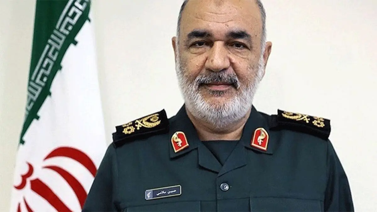 عکس: رونمایی از سامانه تشخیص کرونا با حضور سرلشکر سلامی
